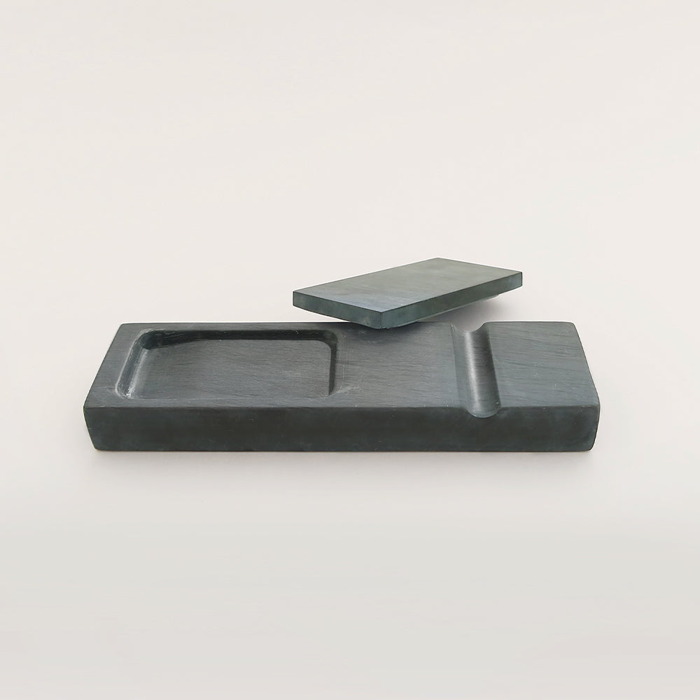 Guo Zhao Ink stone with Lid: Crafted for Precision & Beauty